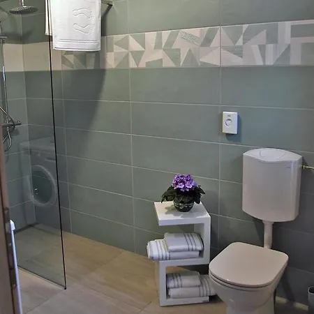 Baban In Zaga, Slovenia