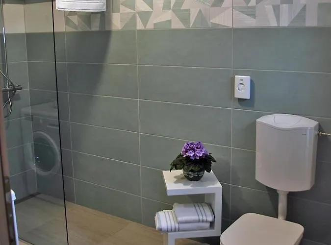 Baban In Zaga, Slovenia